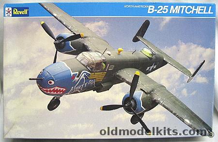 Revell 1/48 B-25C Mitchell - Dirty Dora USAAF 499th Bomb Squadron  345th Group, 4585 plastic model kit